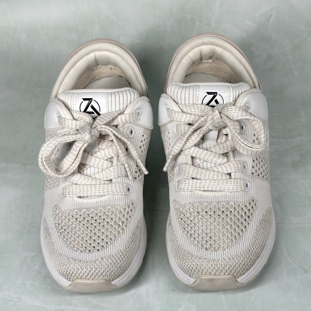 Zeba Shoes Womens Size 5.5 Vanilla Comfort Slip On Hands Free Walking Sneaker - Picture 3 of 15